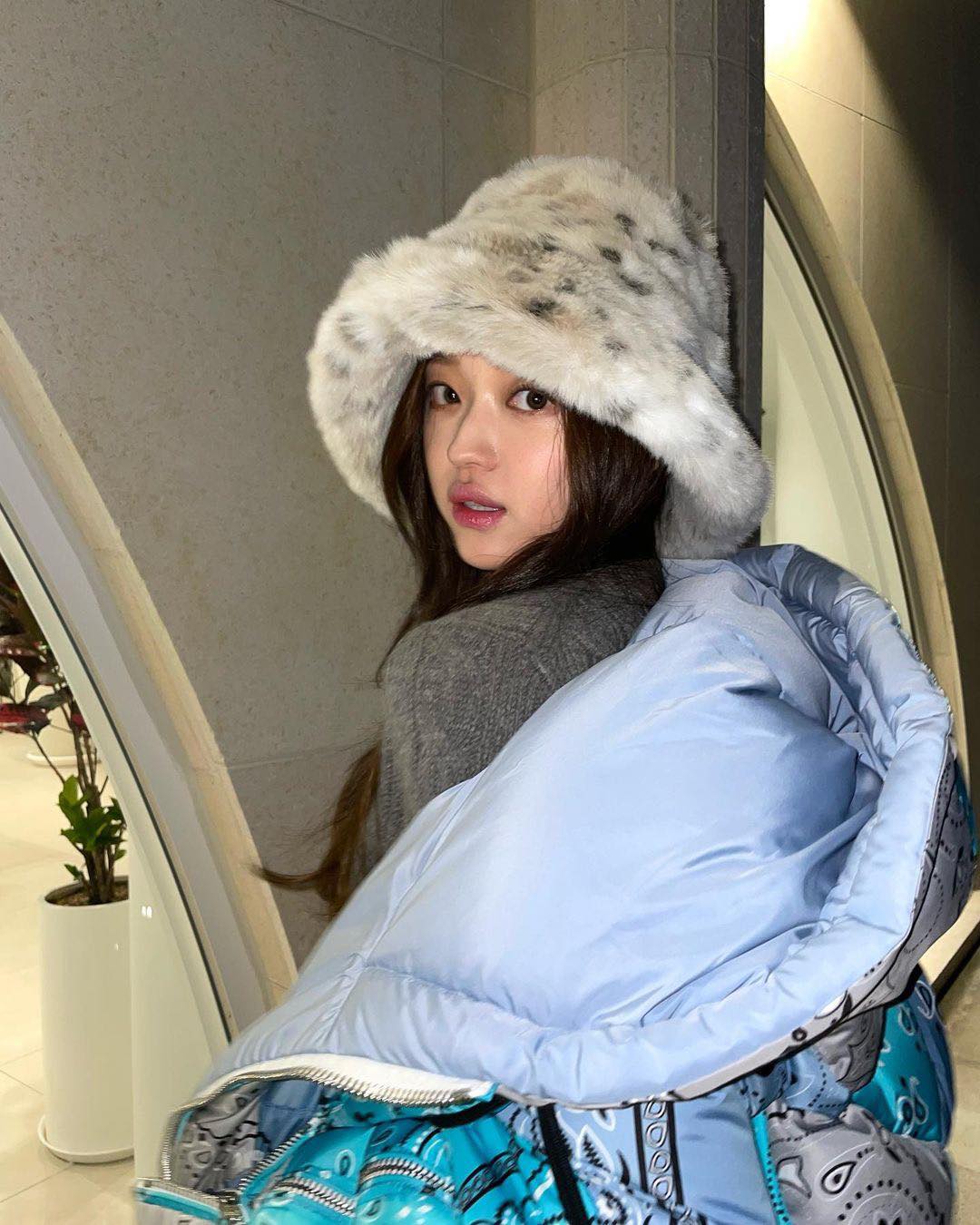 요즘 해외언니 대세☁️🧡퍼버킷햇 이미지4