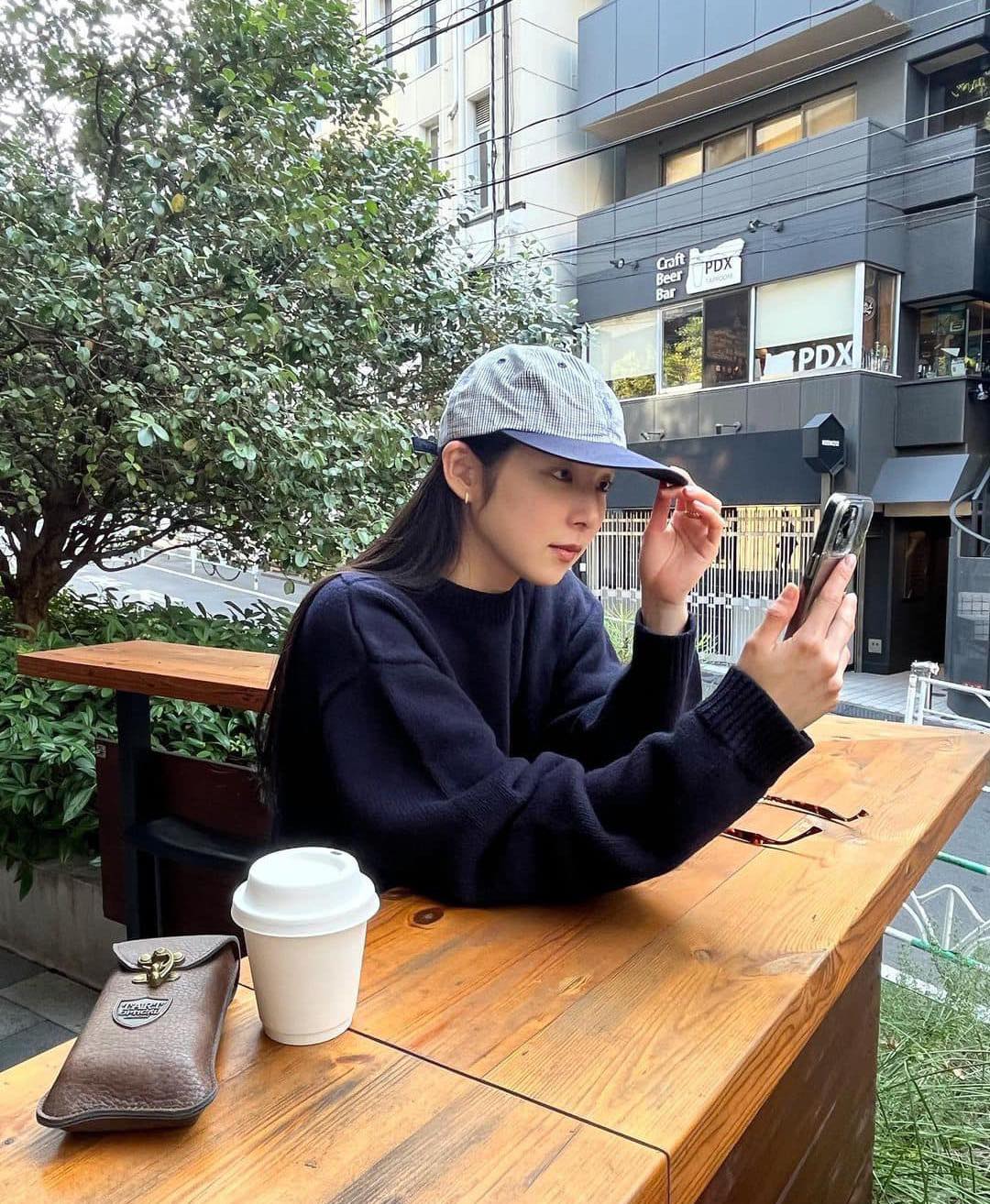 깔끔담백 무드💙@네이비 니트 이미지3