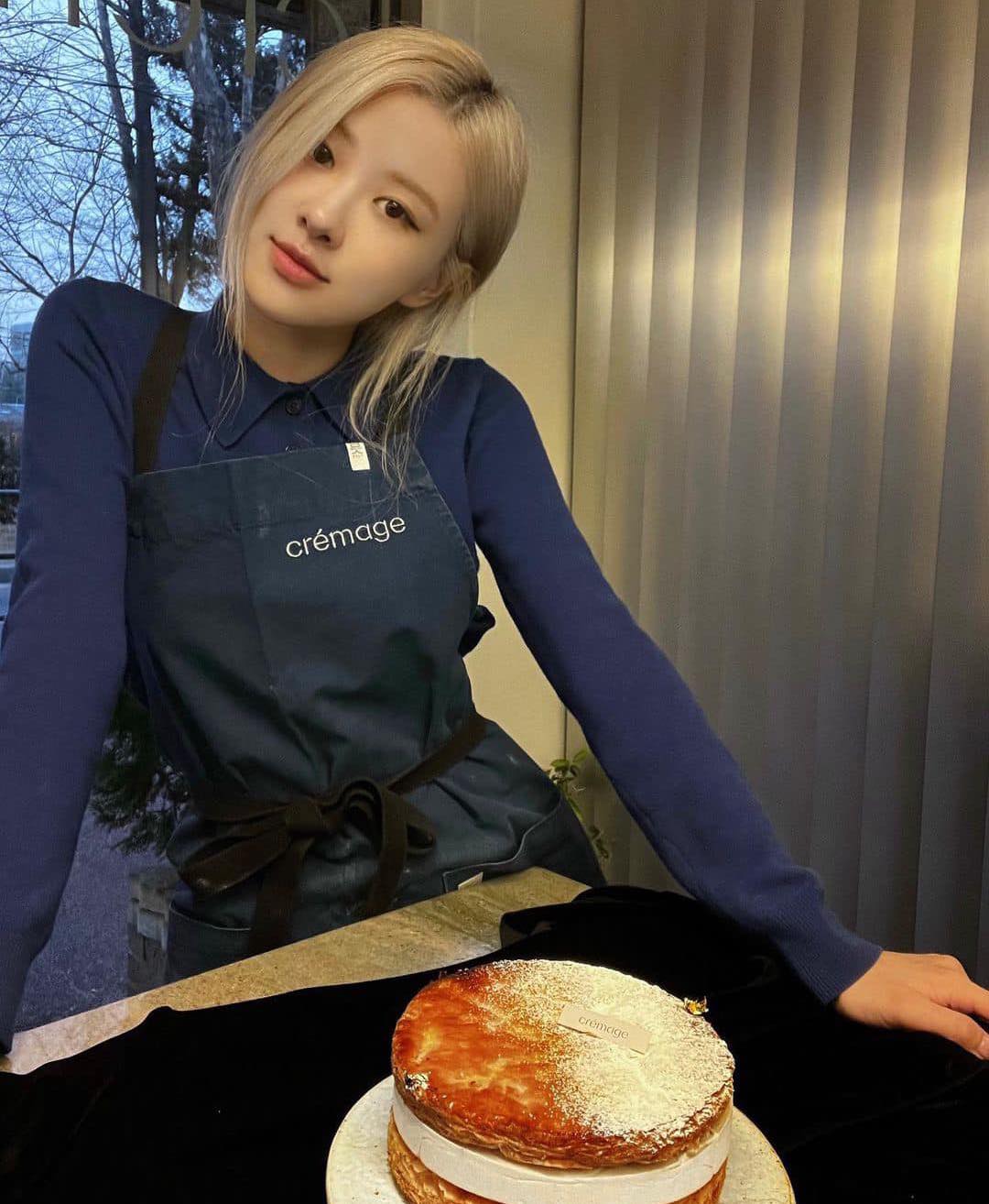 깔끔담백 무드💙@네이비 니트 이미지4