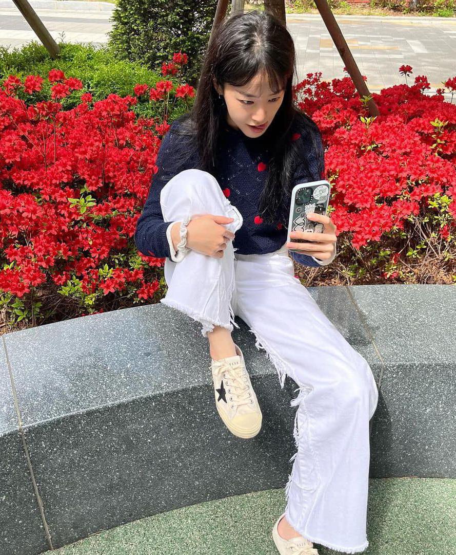 깔끔담백 무드💙@네이비 니트 이미지5