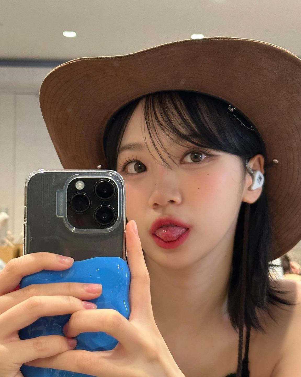 존재감 확실한 폰케이스💛그래그 이미지"