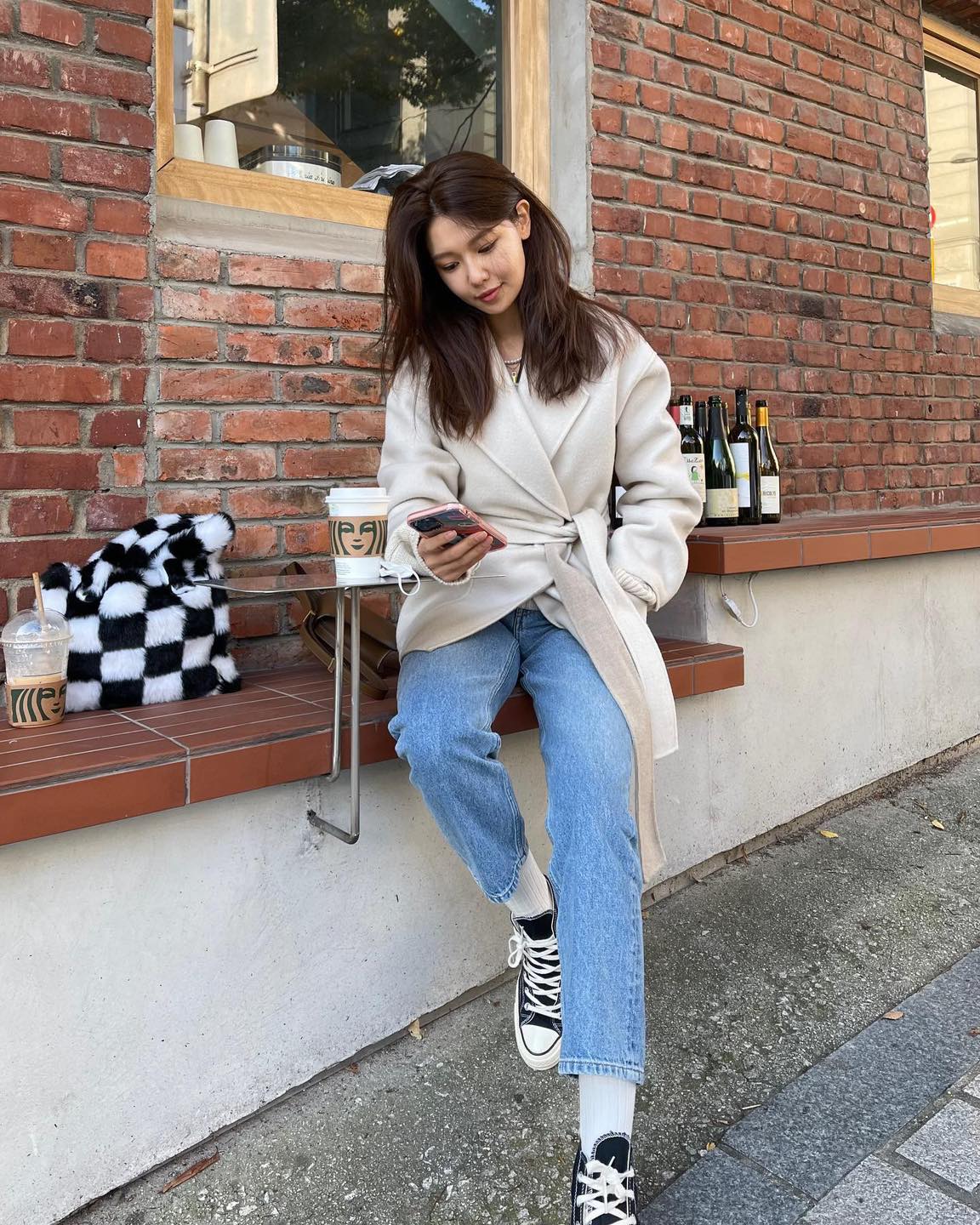 겨울에도 깔끔하게 컨버스하이👟 이미지