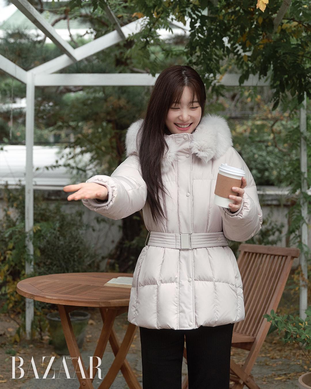사랑스러운🤍🩵정채연 윈터룩
청순 & 세련무드☃️❄️온앤온 겨울에도 @예쁘게입자 #광고 이미지2