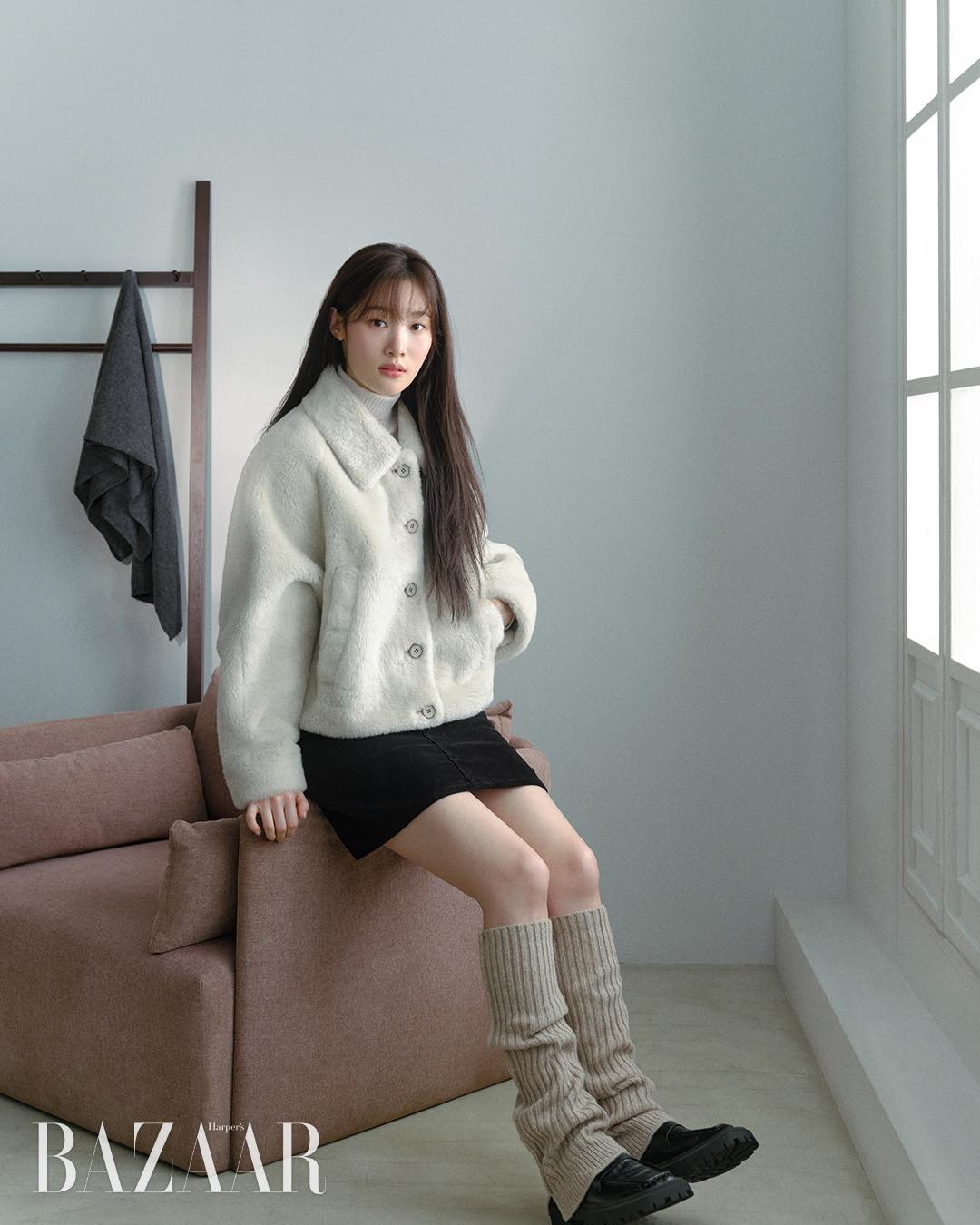 사랑스러운🤍🩵정채연 윈터룩
청순 & 세련무드☃️❄️온앤온 겨울에도 @예쁘게입자 #광고 이미지5