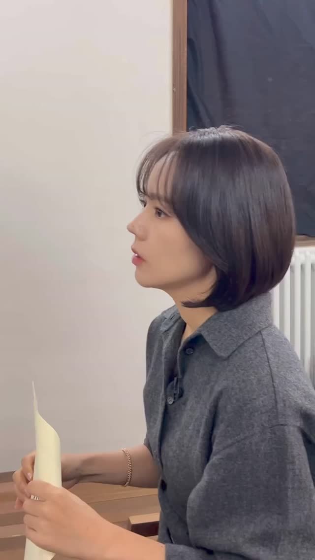요즘 단발병 대표 유발자❤️💇🏻‍♀️한가인 언니 촬영 일상짤🔥 이미지"