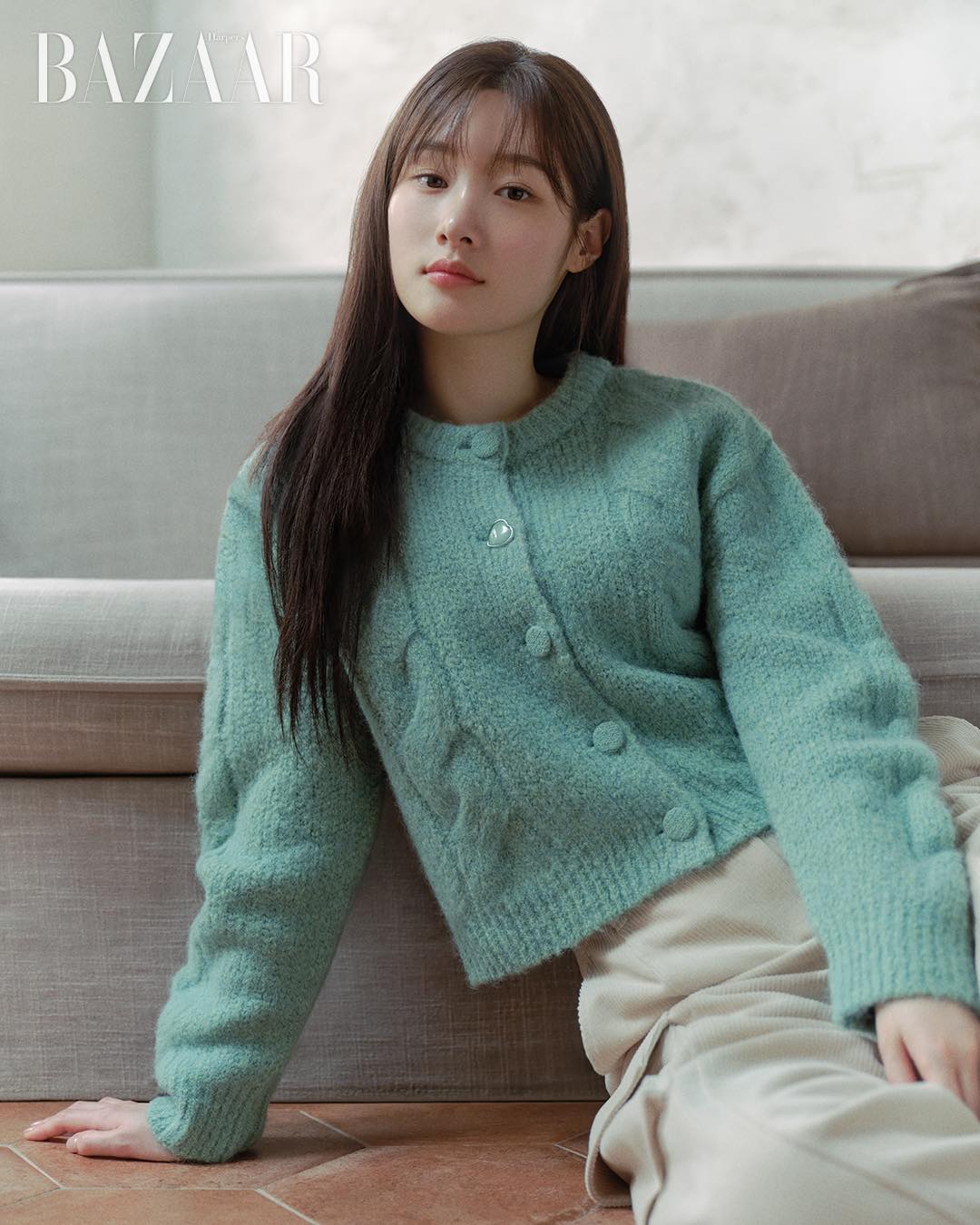 사랑스러운🤍🩵정채연 윈터룩
청순 & 세련무드☃️❄️온앤온 겨울에도 @예쁘게입자 #광고 이미지3
