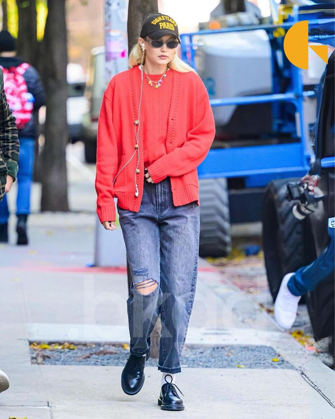 청바지에 로퍼로 깔끔하게🖤👞 이미지
