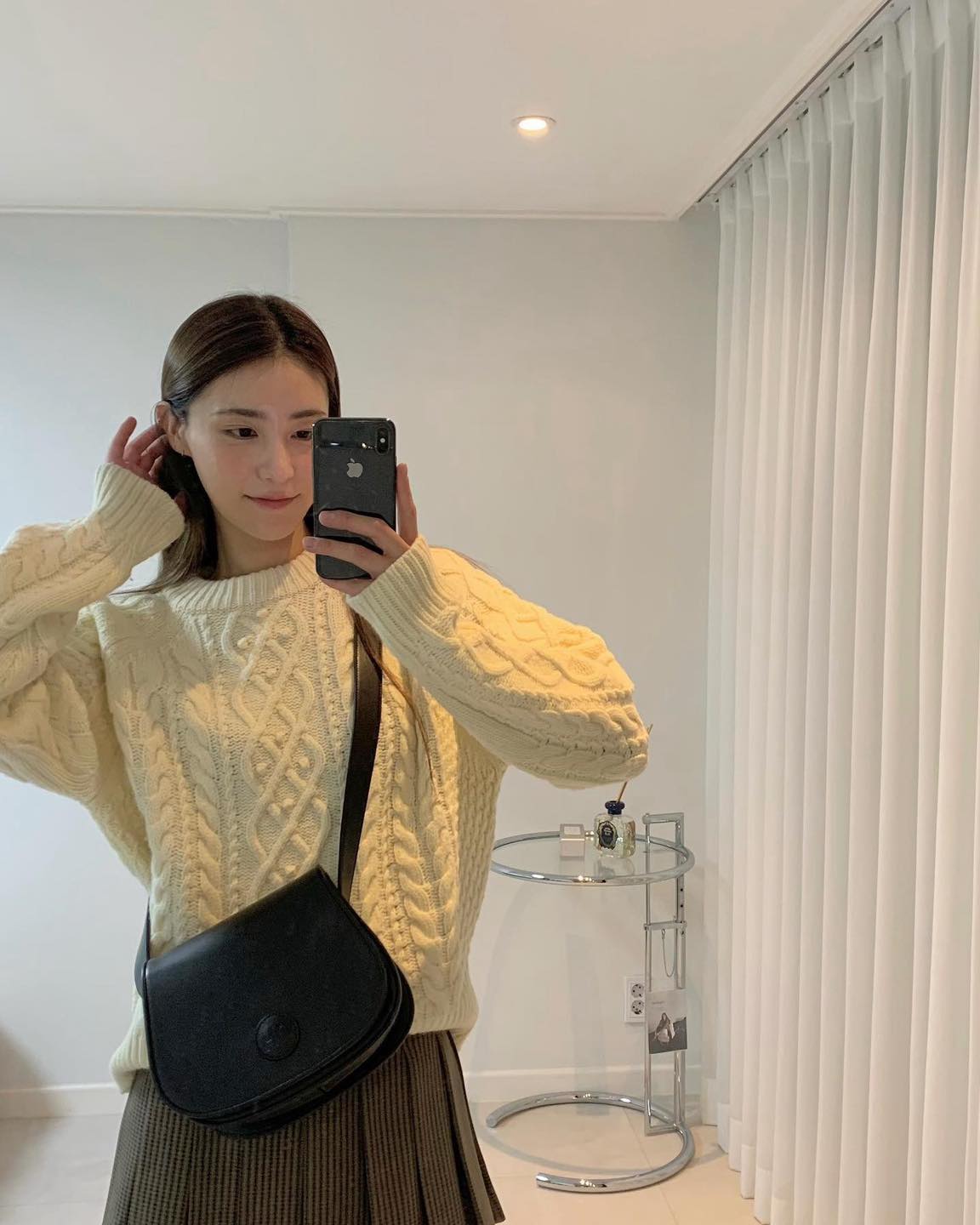 케이블니트에 스커트는 옳아요💯 이미지2
