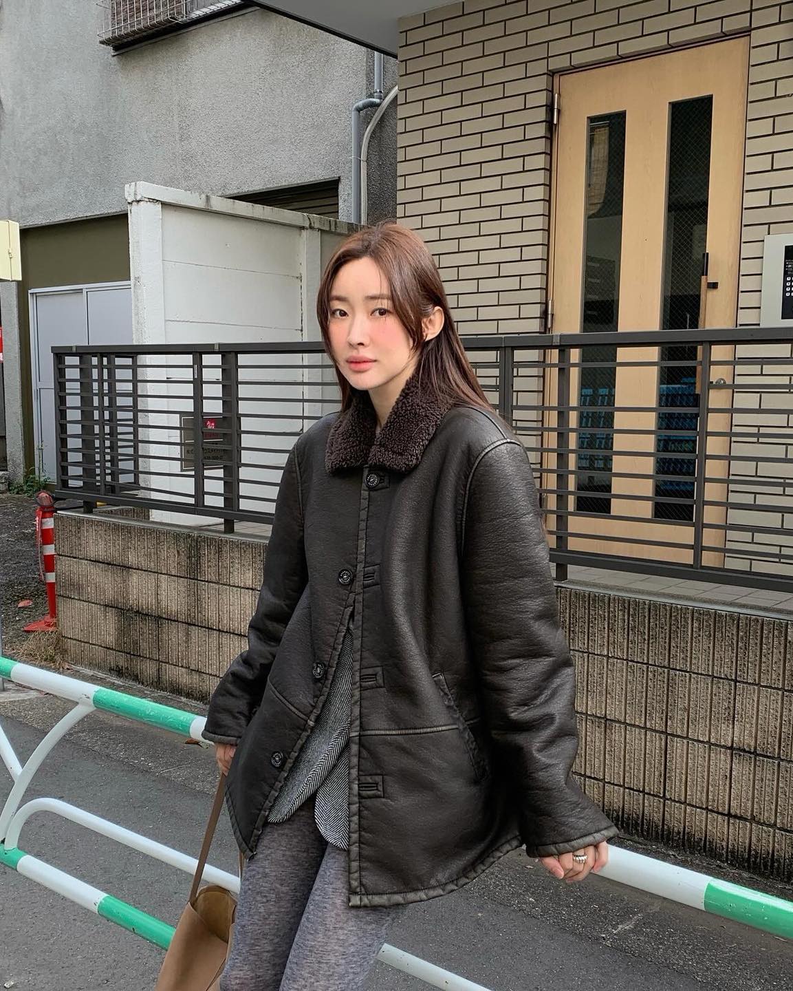 오늘은 포근하게☕️@무스탕🤎 이미지