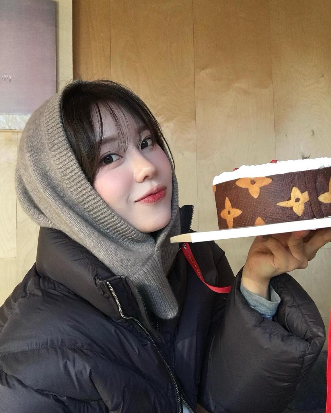따뜻하게🤎🖤패딩에 바라클라바 이미지