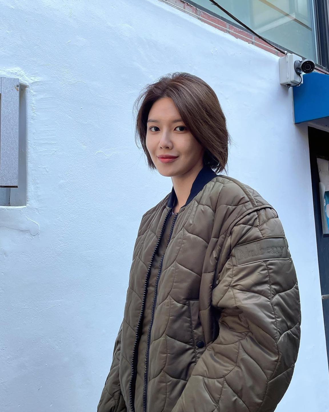 항공점퍼만한 휘뚜루 없지✈️🖤 이미지