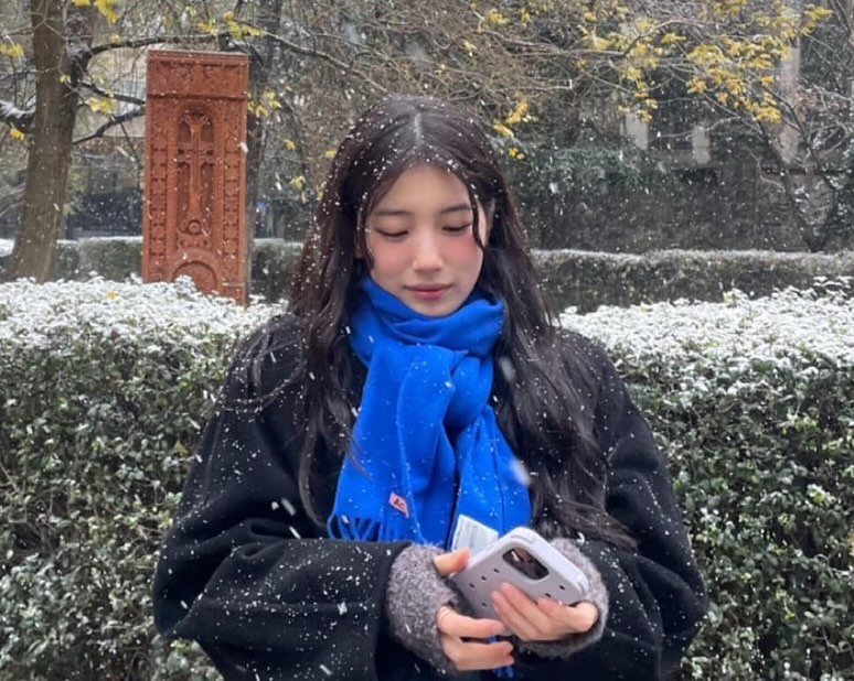 낭만 가득💙🖤수지 프라하여행 이미지