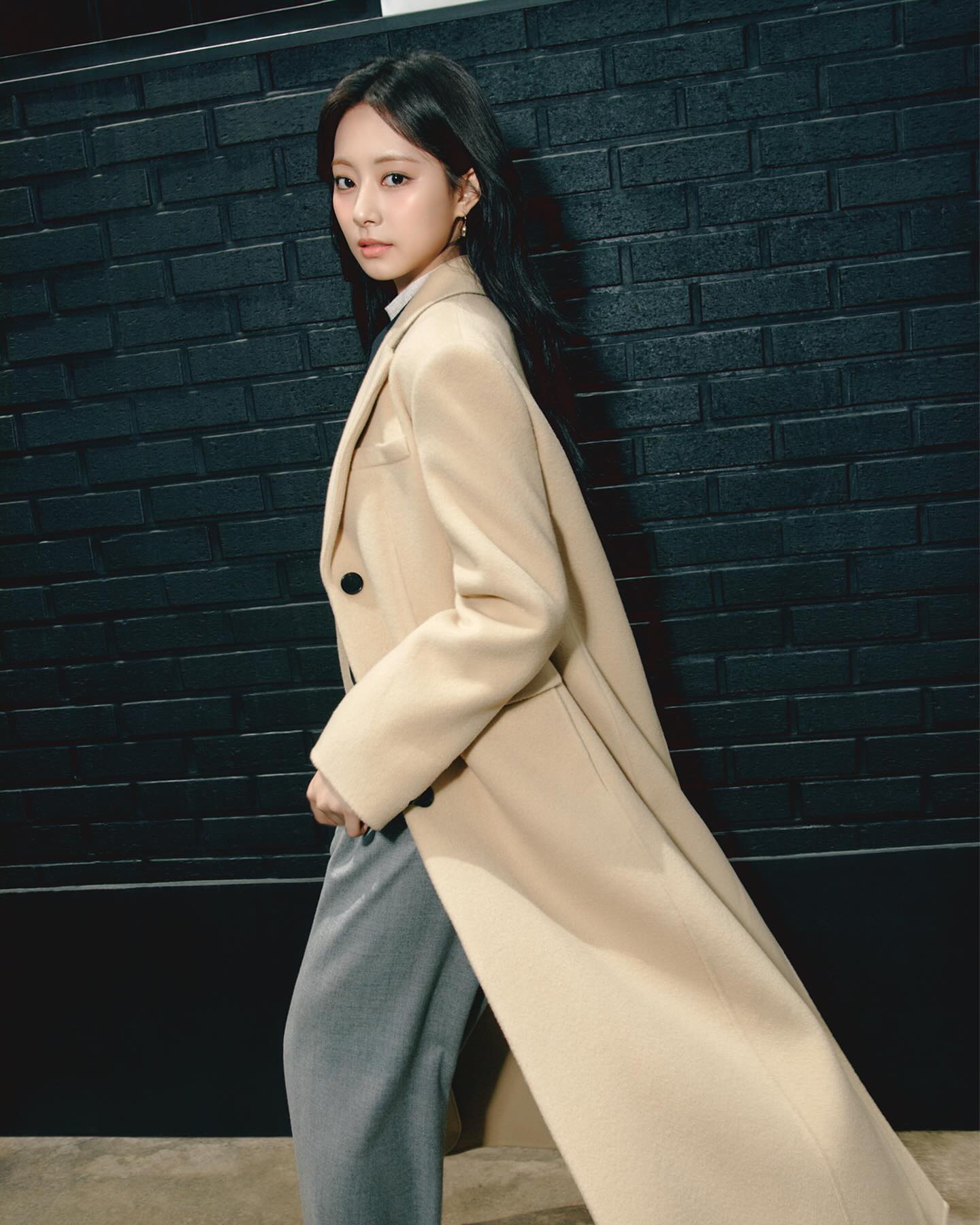 겨울에 만난 ZOOC x 쯔위🤍🖤
여신 쯔위 겨울 코디🕵🏻‍♀️❄️주크 23FW 룩북 @따라해 #광고 이미지3