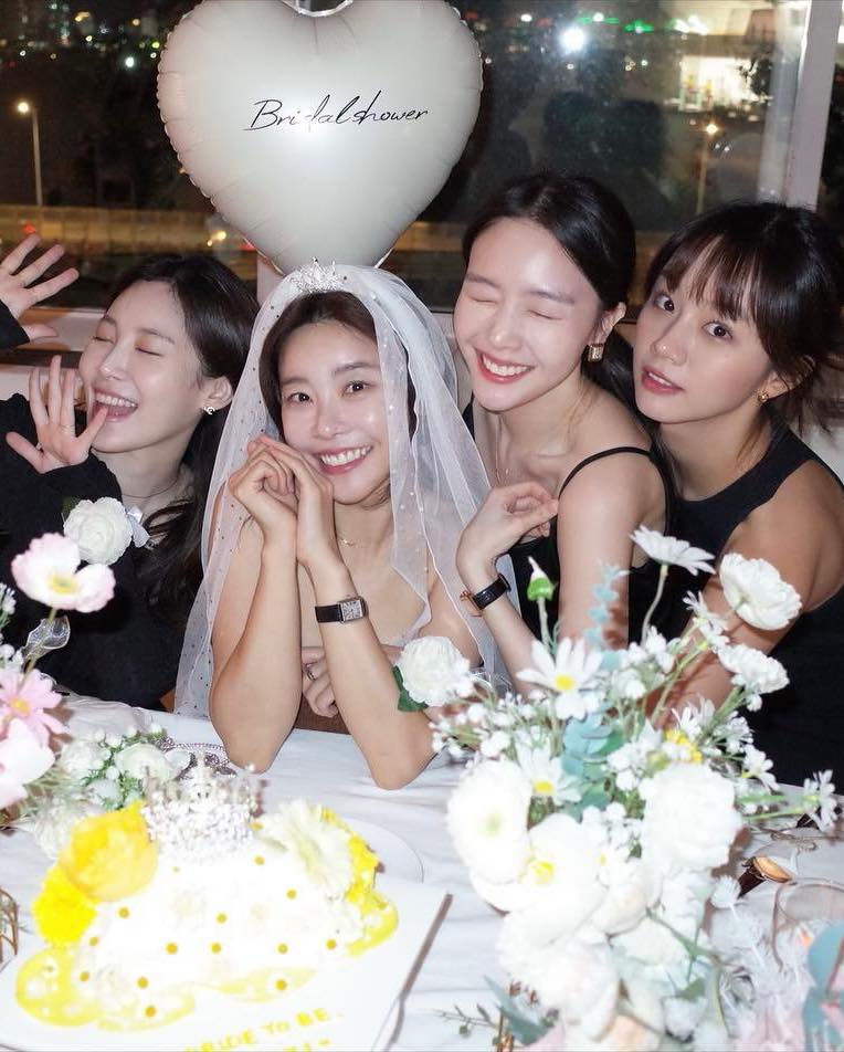브샤 감성👰🏻‍♀️🎂걸스데이 따라해 이미지