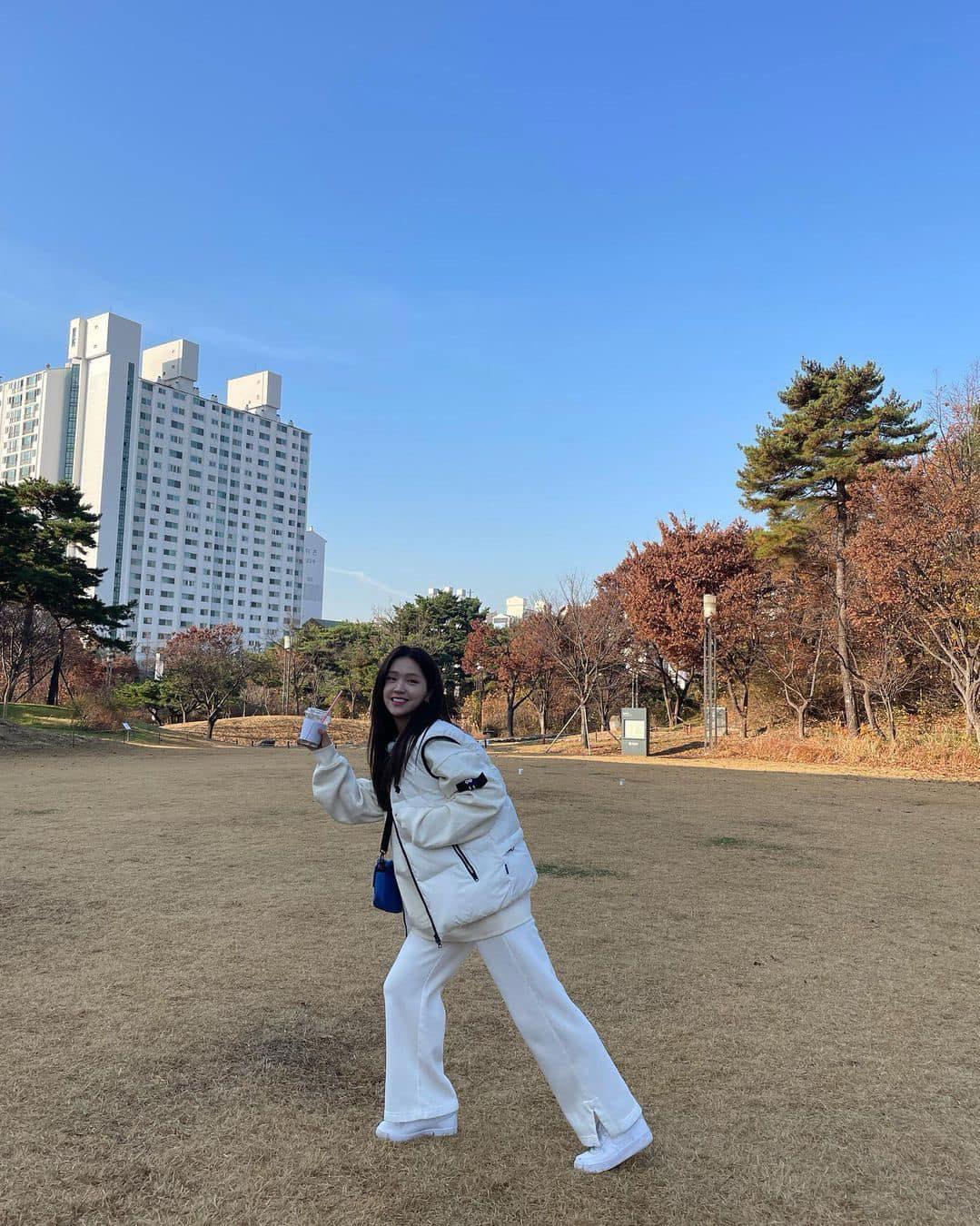 더 추워지기 전 패딩조끼🤍🦺 이미지