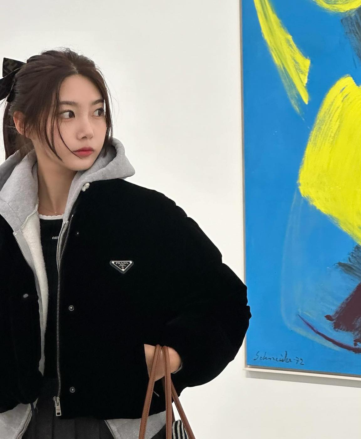 숏기장의 고급진 프라다 패딩🔻🖤 이미지2