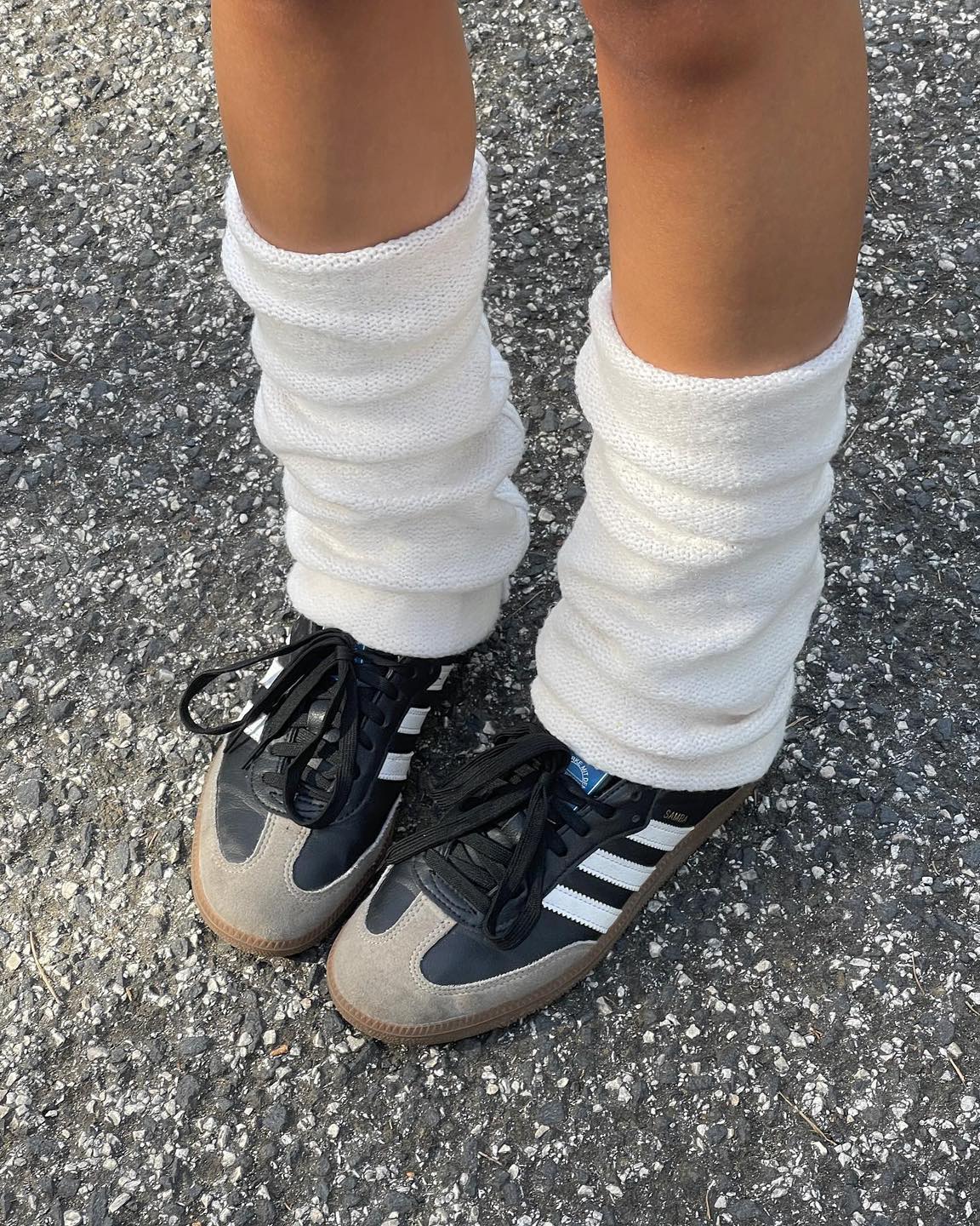 아디다스 운동화에 레그워머👟🧦 이미지1