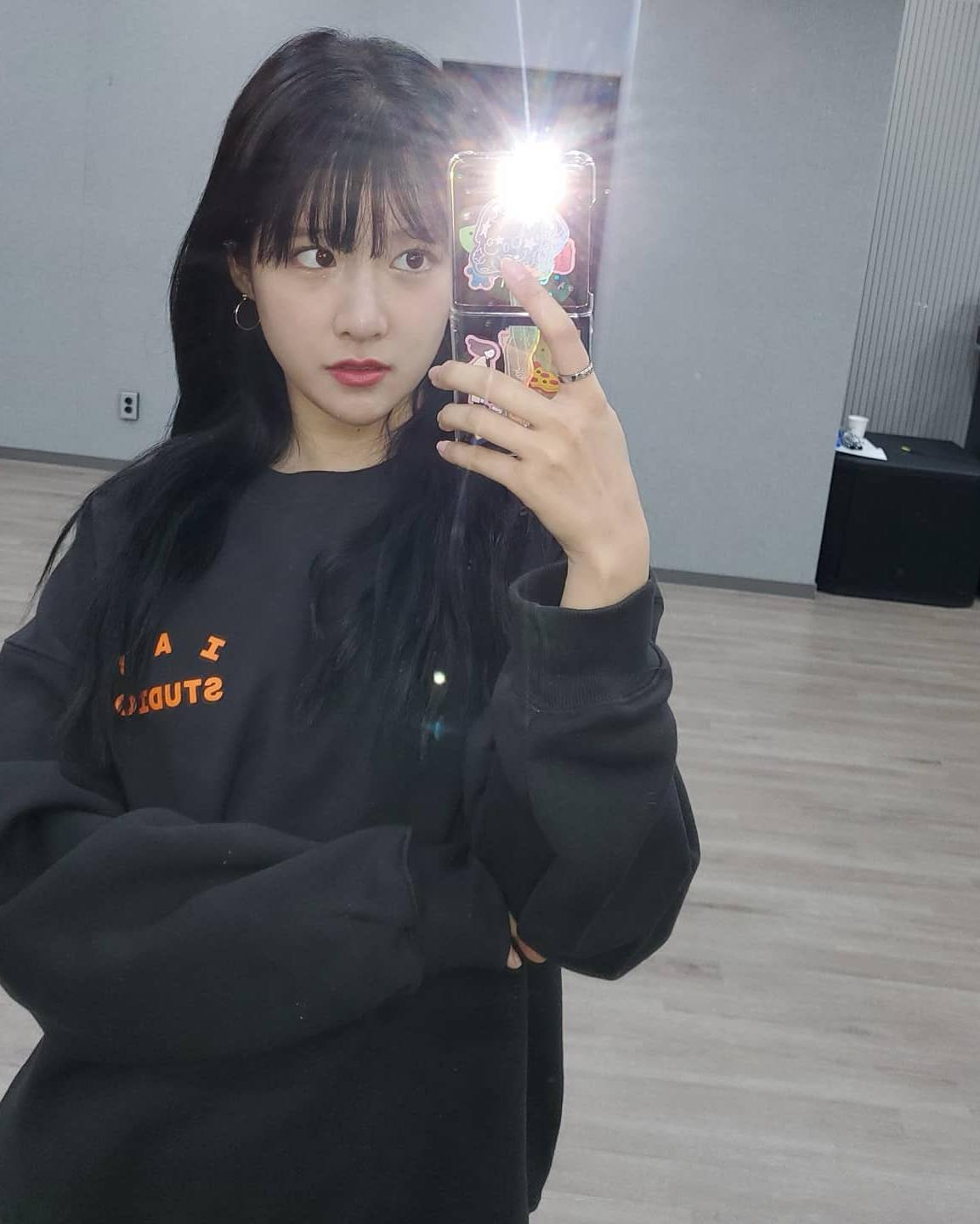 올겨울 기본 아이템으로 좋은 
맨투맨 브랜드 리스트 10가지 @저장📋✔️

1. 스톤 아일랜드
2. 헤리티지플로스
3. 스포티앤리치
4. 아미
5. 아이앱 스튜디오
6. 가니
7. 아디다스
8. 나이키
9. 메종 키츠네
10. 스투시 이미지