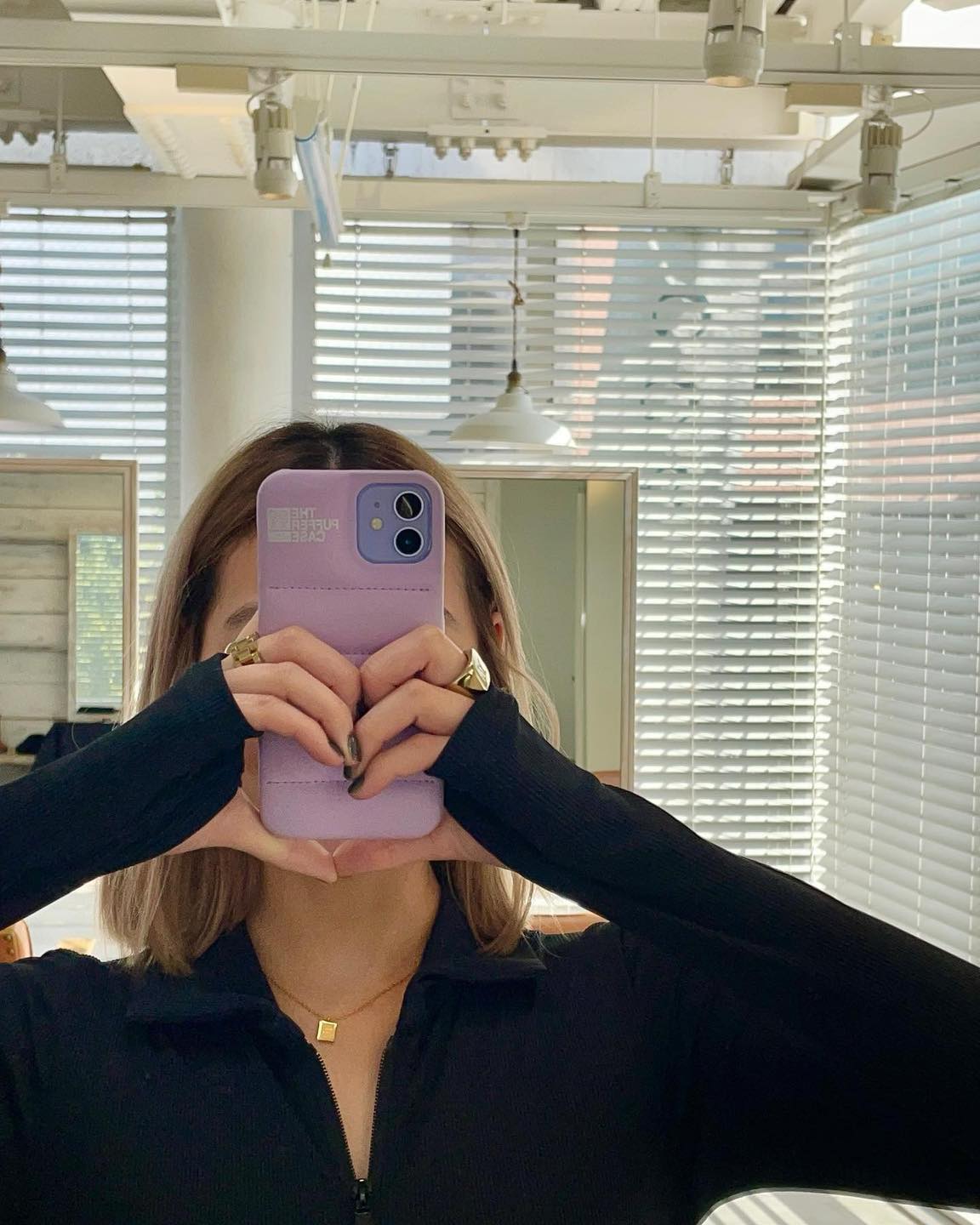 핸드폰도 따뜻하게 패딩 입히기🔥 이미지