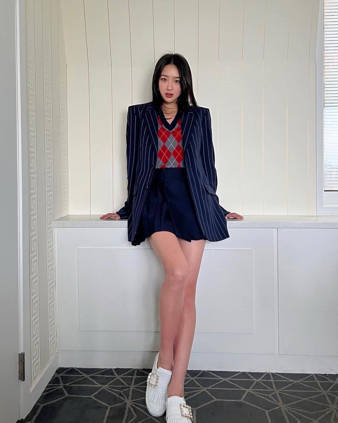 프레피 무드♦️🤍브이넥 아가일 이미지