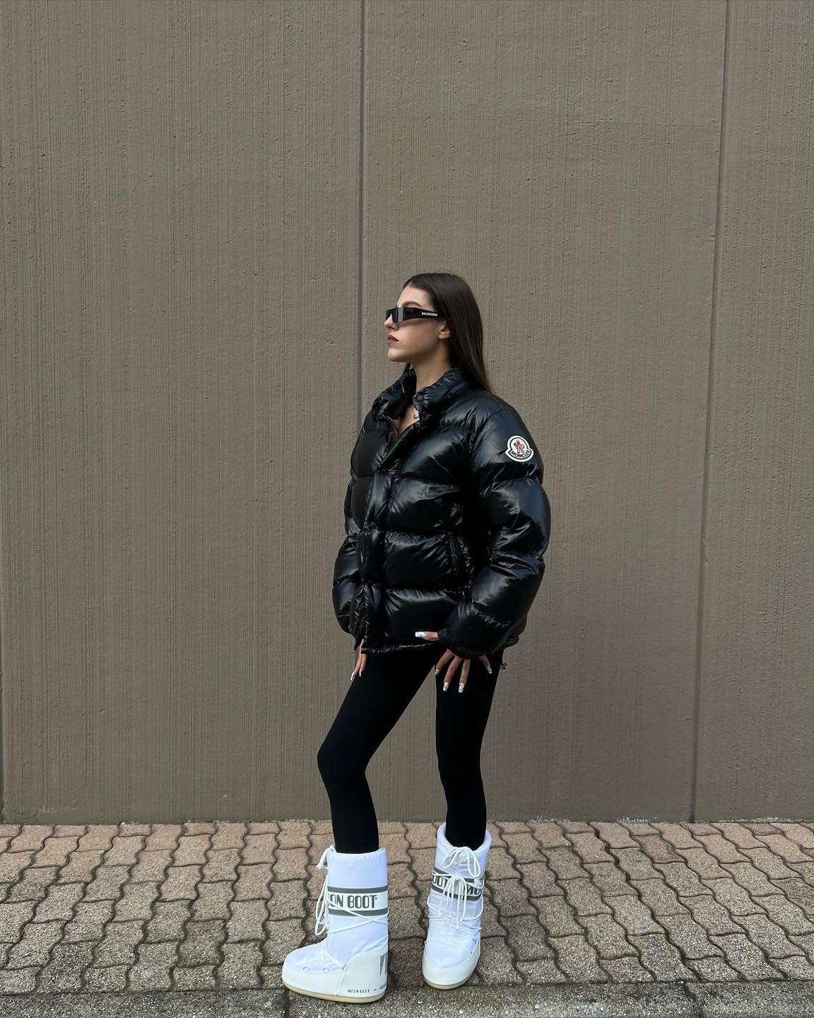 요즘 더 자주 보는 몽클패딩🔥🖤 이미지6