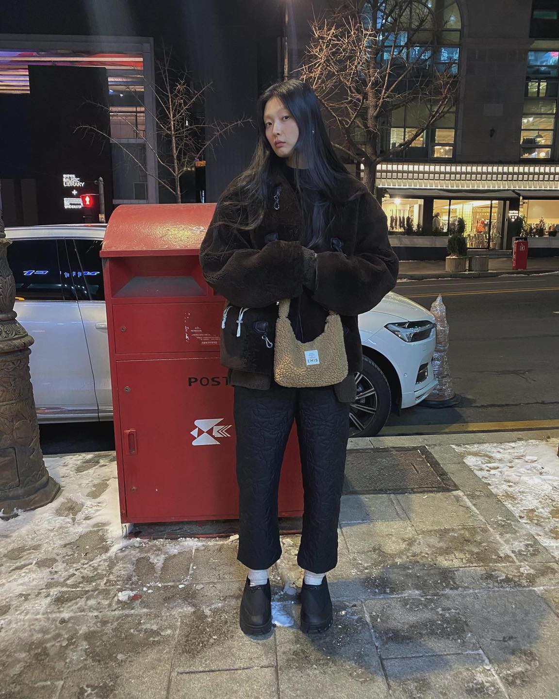 겨울 귀욤 포인트🧸뽀글이가방 이미지4