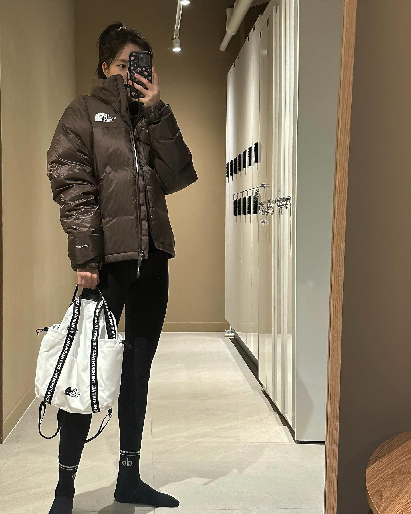 컬러도 이쁜🤎🧡노스페이스 패딩 이미지