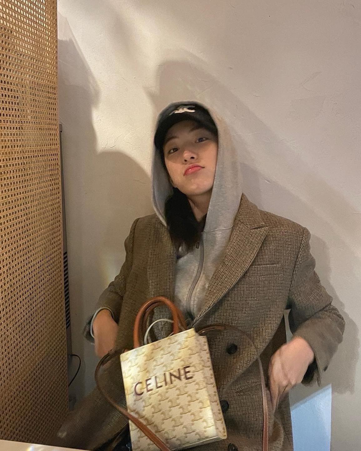 쉬운 꾸안꾸 조합🤎🩶코트+후드 이미지