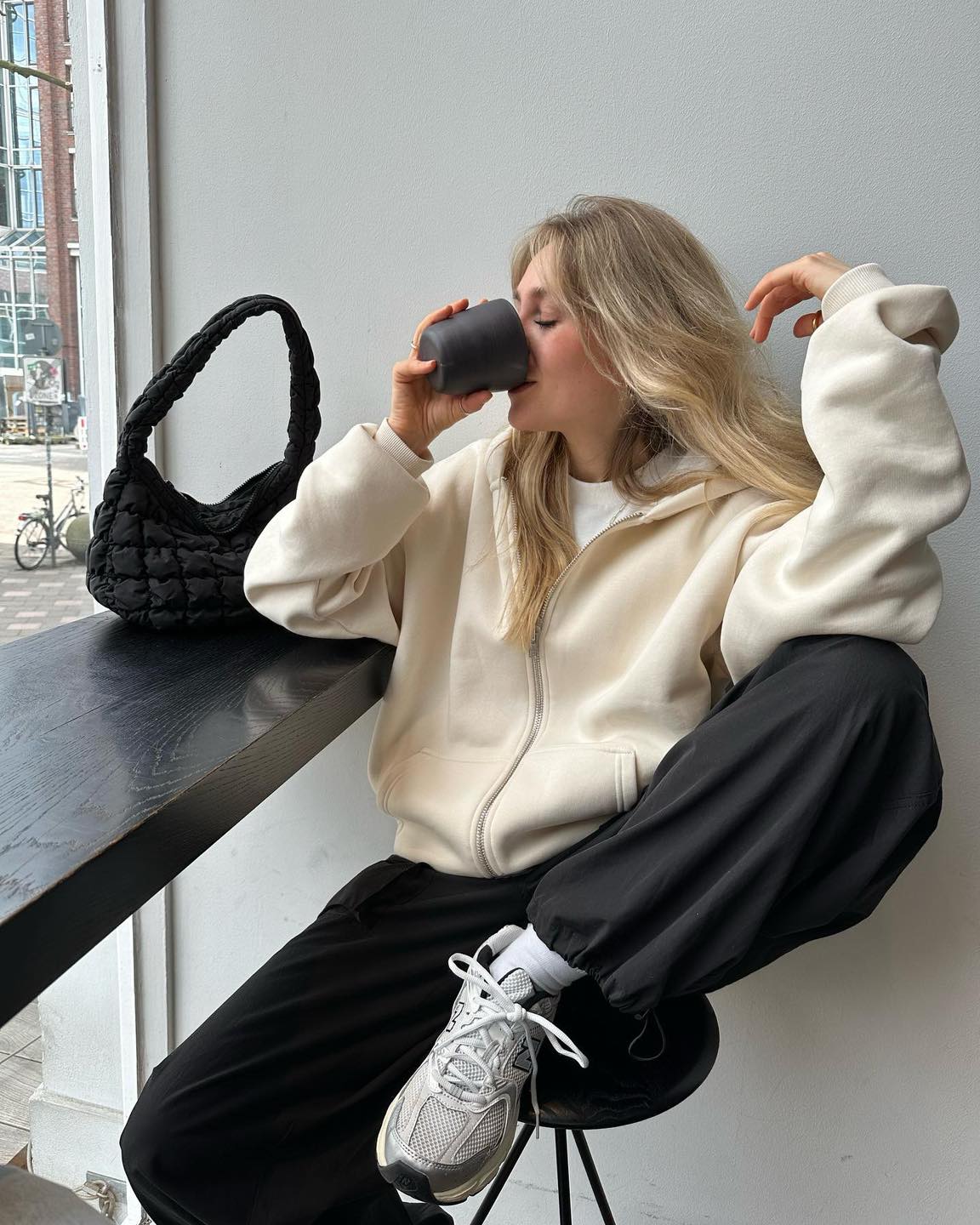 편한 조합🏃🏻‍♀️🖤조거팬츠+뉴발 이미지