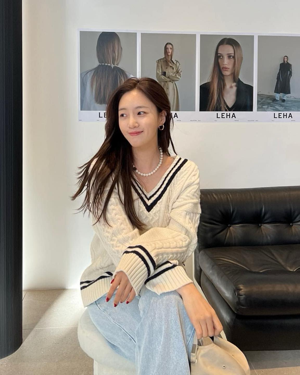 코디하기 편한 아이보리 꽈배기🤍 이미지