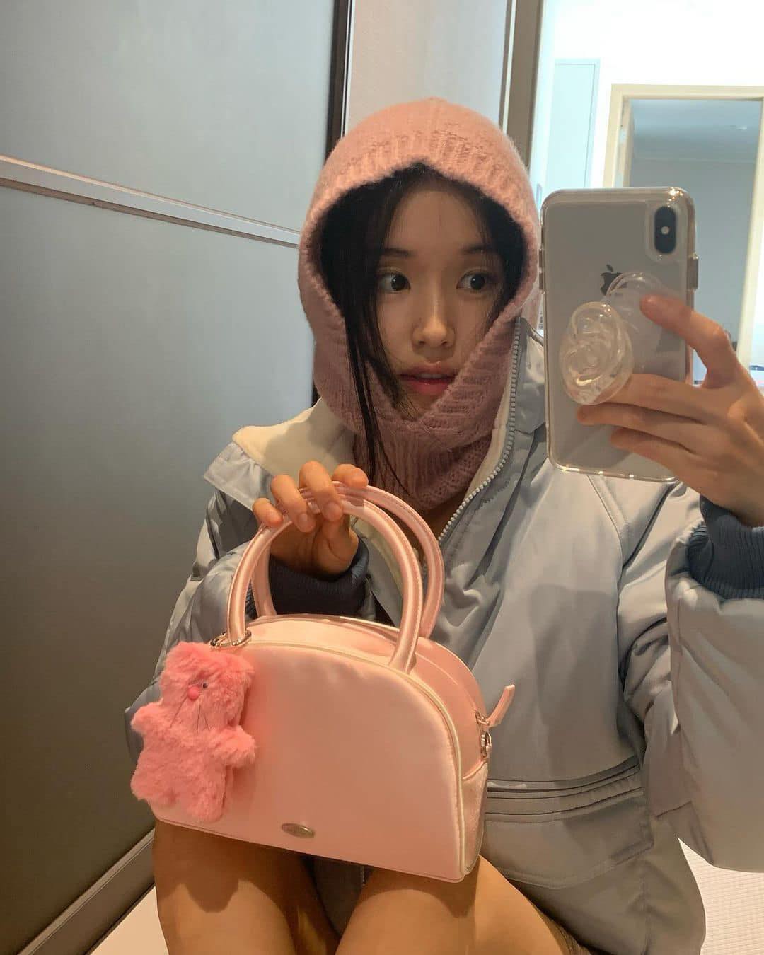 아우터에 바라클라바 더하기⛄️ 이미지