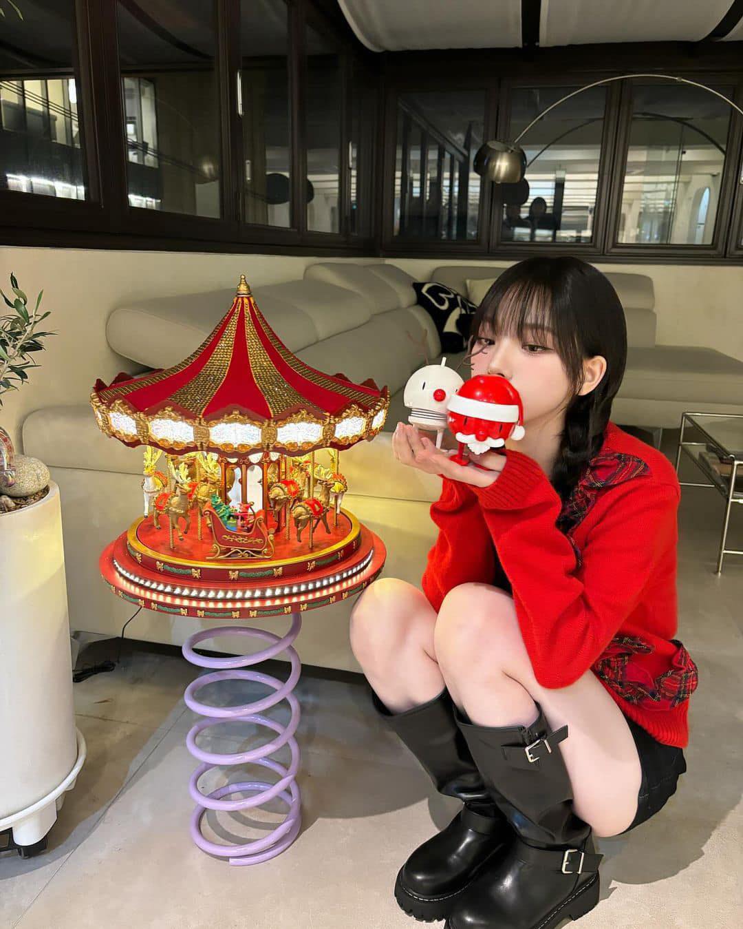 연말 데일리템은❤️🧶레드 니트 이미지8