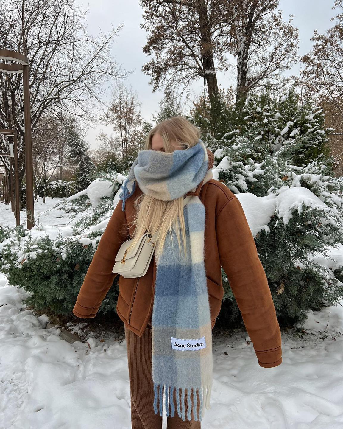 폭닥 머플러 반바퀴🧣🌗@이렇게 이미지