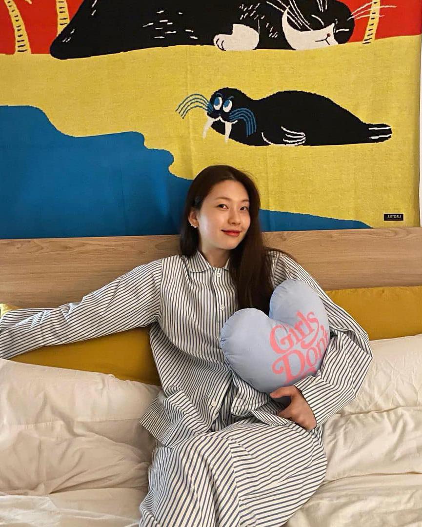 이쁜 파자마 입고 겨울 집콕🏠🛏️ 이미지