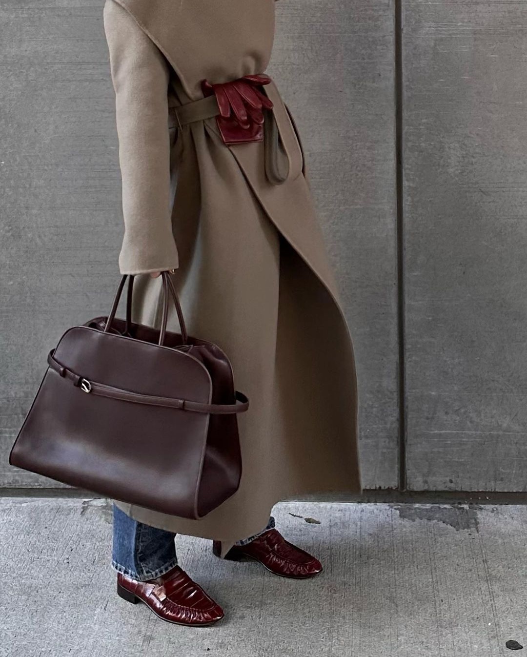 요즘 언니들 픽🧳더로우 마고백🖤 이미지2