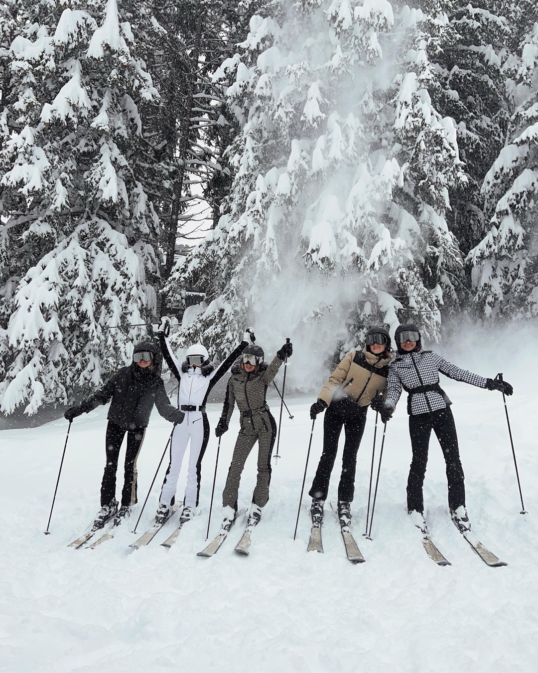 스키 탈 칭구들?⛷️@빨리가자❄️​ 이미지