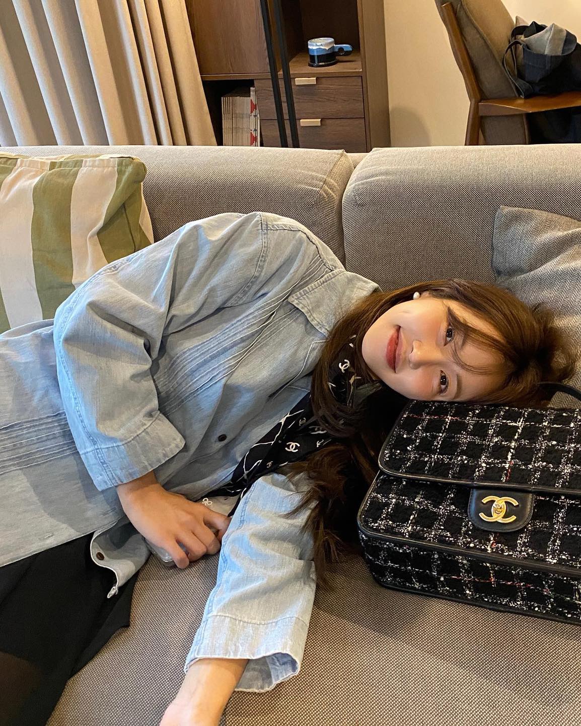 이름도 어쩜 코코🖤샤넬백 코디 이미지