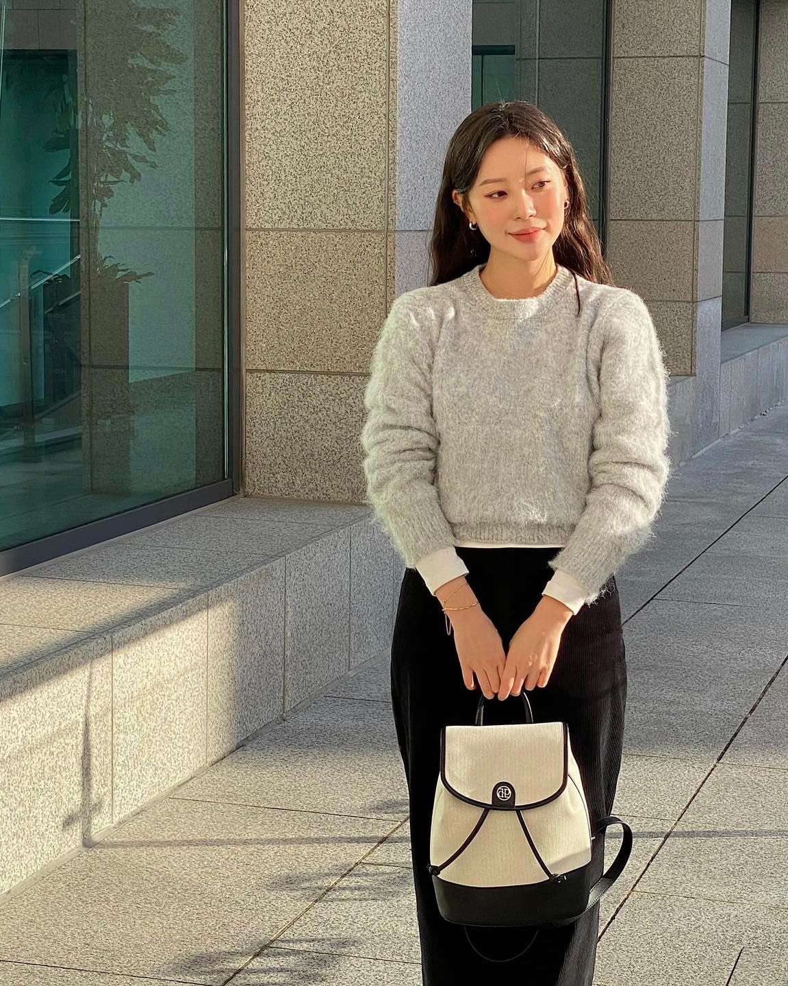 정원언니 겨울 데일리 백팩🤍🖤
데일리 가방으로 찰떡✔️🎒@드파운드 타운백 #광고 이미지8