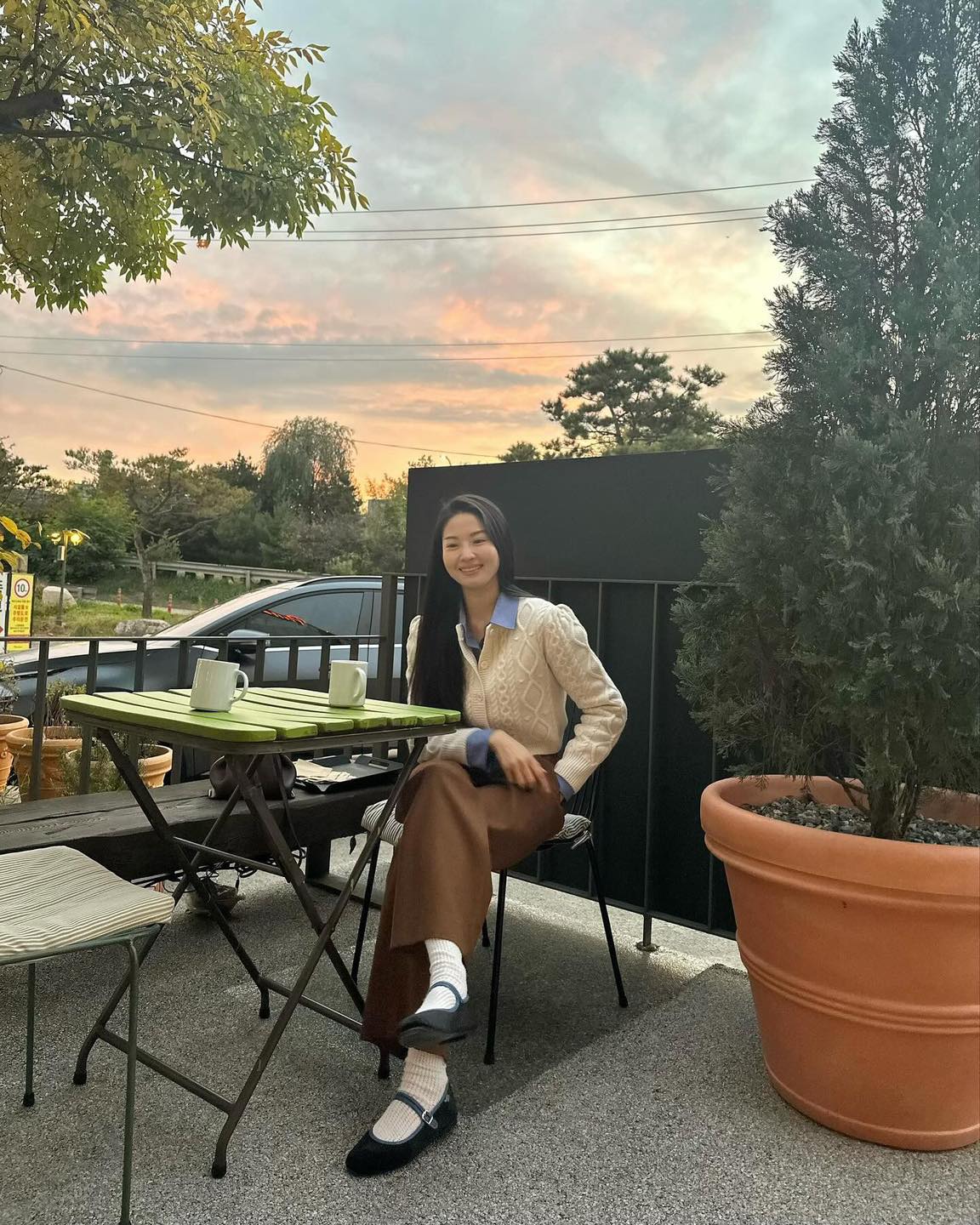 브라운 슬랙스로 고급진 겨울룩🤎 이미지6