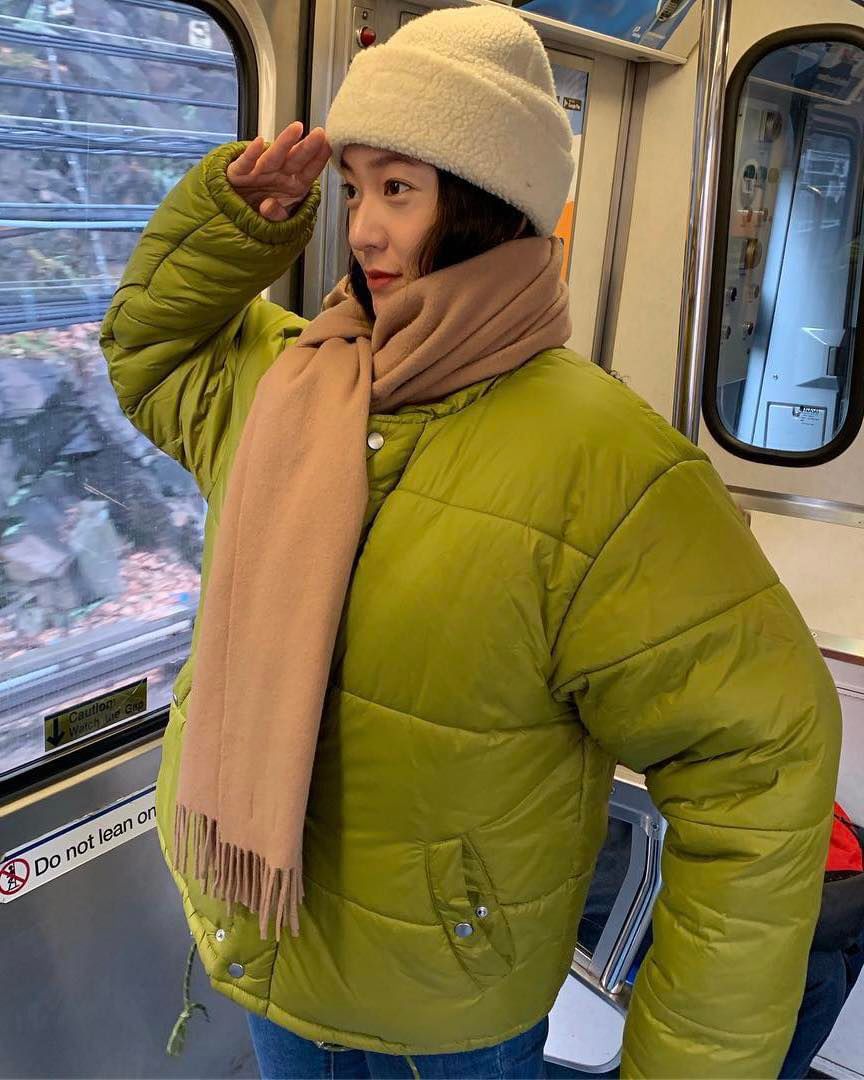패딩에 목도리까지 필요한 날씨🥶 이미지1