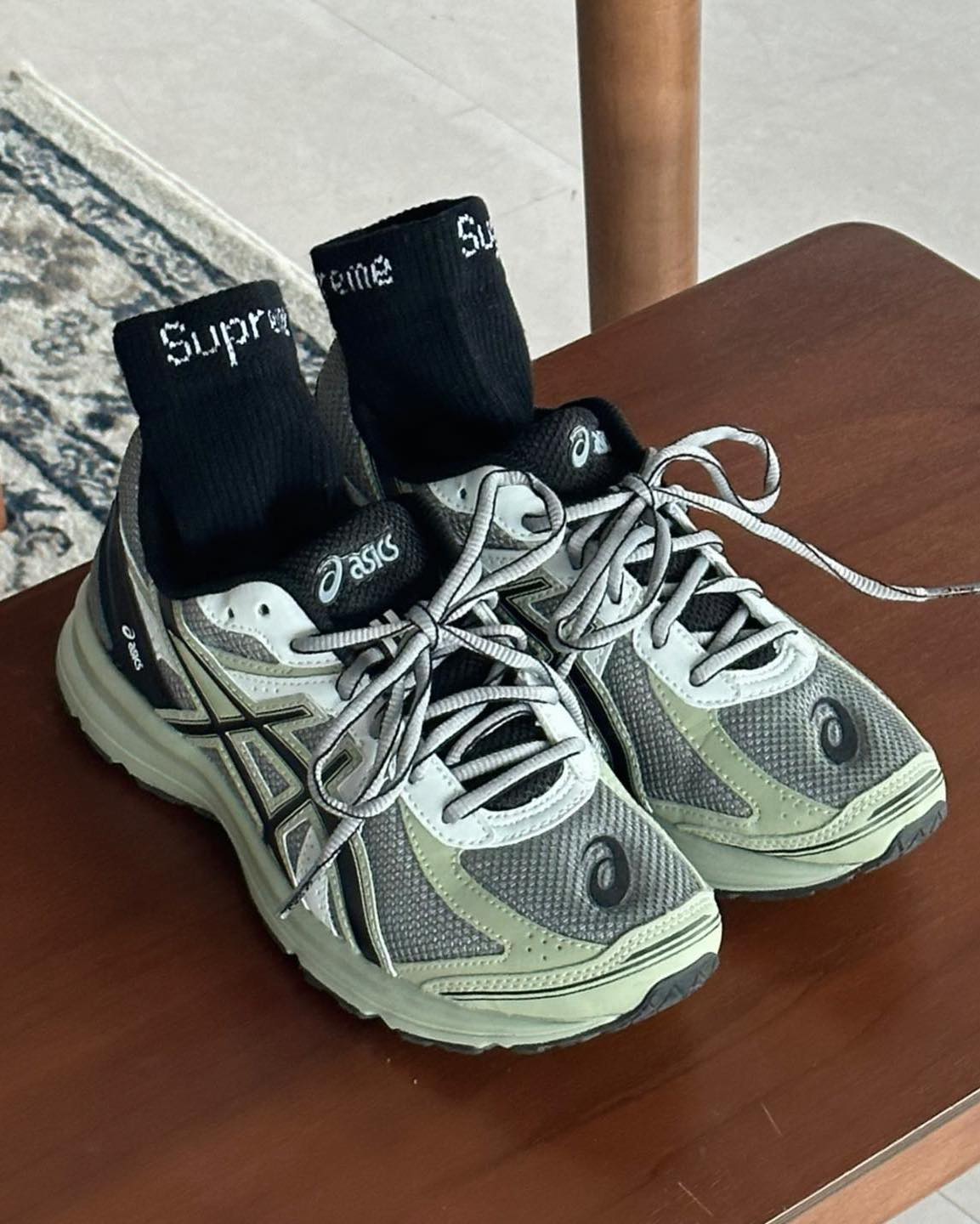 데일리 운동화 @아식스 추천📝
편하고 예쁜 만능 꿀템👟 하나쯤은 있어야지🙌
1.아식스 젤 카야노 14 크림 블랙
2.아식스 x 마뗑킴 젤 소노마 15-50 오아시스 그린 퓨어 실버
3.아식스 x 네이키드 젤 1130 화이트 퓨어 실버
4.아식스 x 프레자 위워 젤 1090 V2 클레이 그레이 퓨어 실버
5.아식스 젤 퀀텀 키네틱 버치 다크 토프
6.아식스 GT-2160 화이트 블랙
7.아식스 조그 100 S 시트 락 - 2E 와이드 이미지7