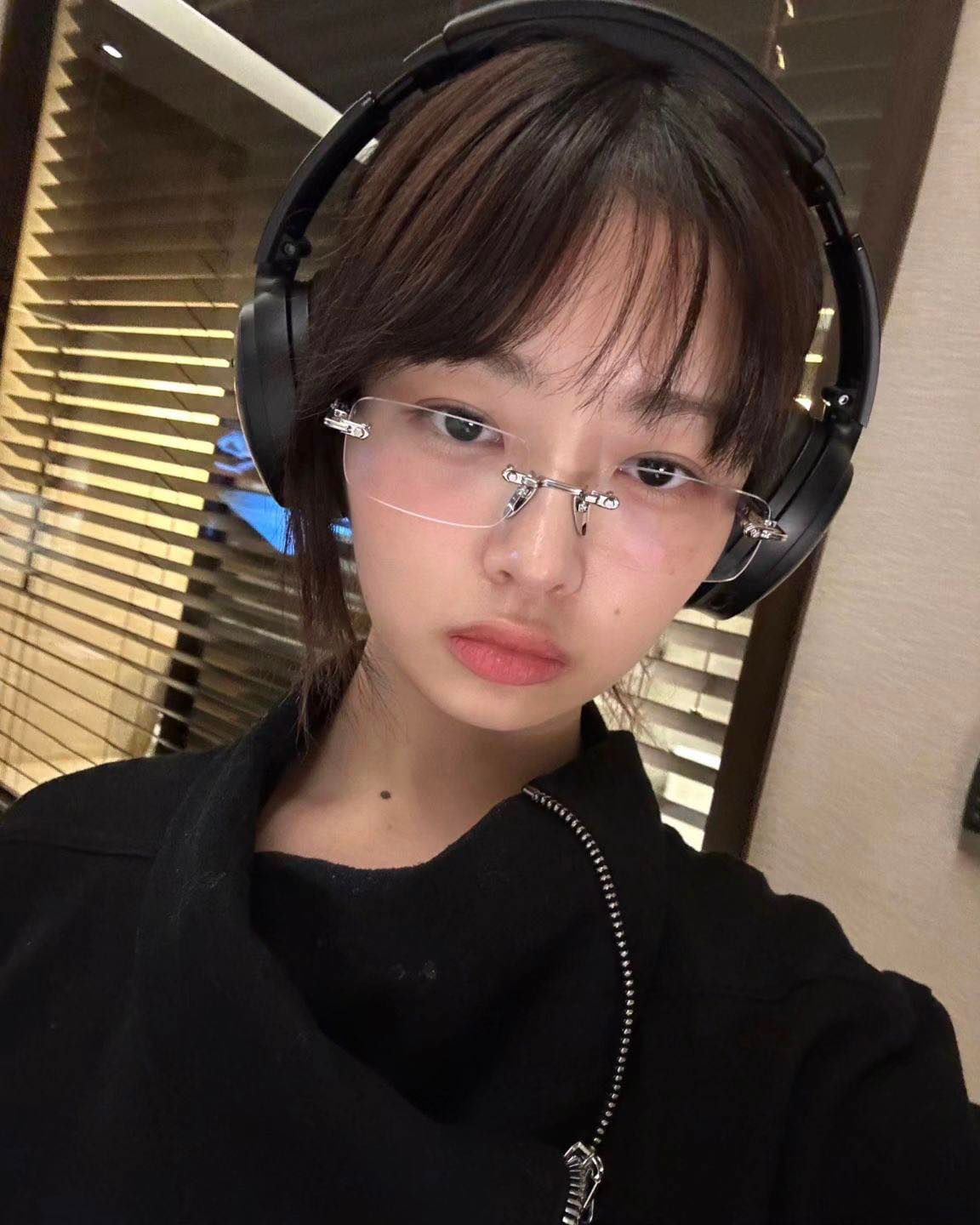 너드미에는 @무테안경🤓✔️ 이미지