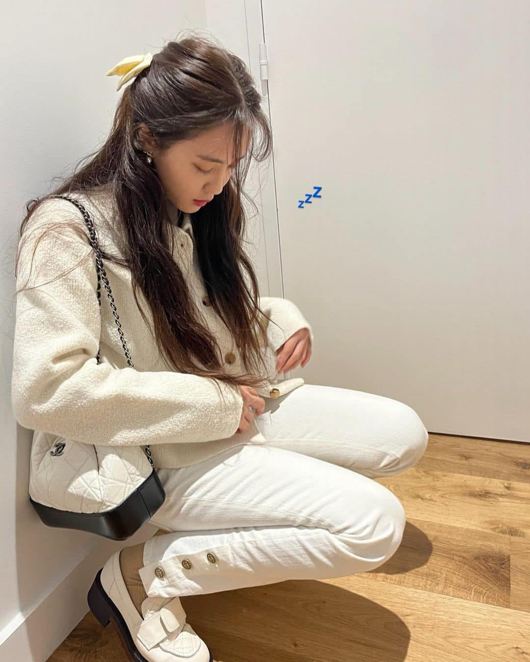 가볍게 메는 샤넬 가브리엘🖤🎒 이미지