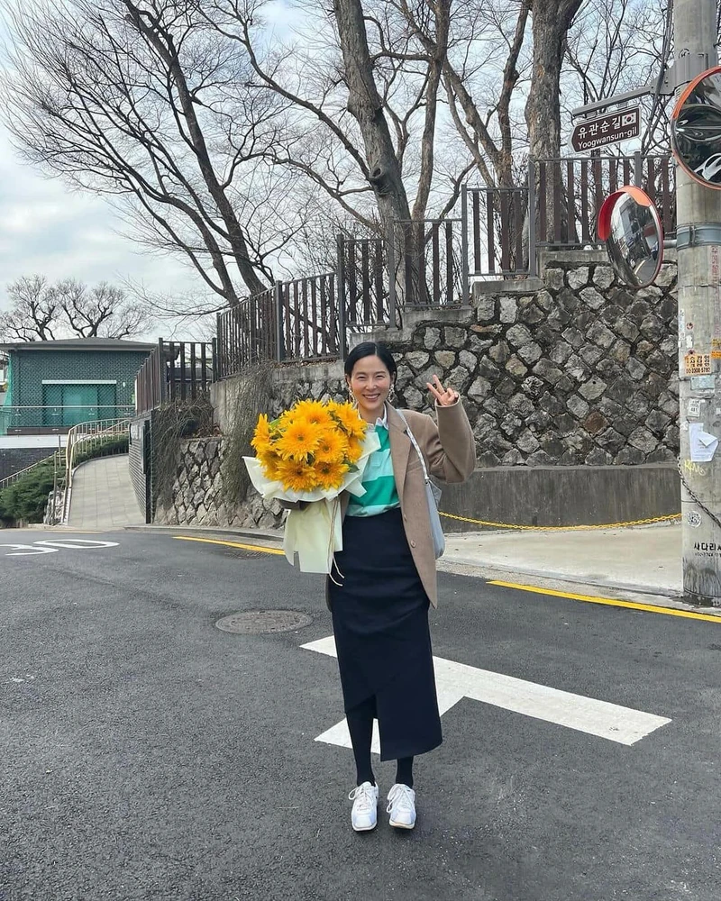 너드미 정석템👩🏻🏫🏇폴로셔츠 코디 이미지3
