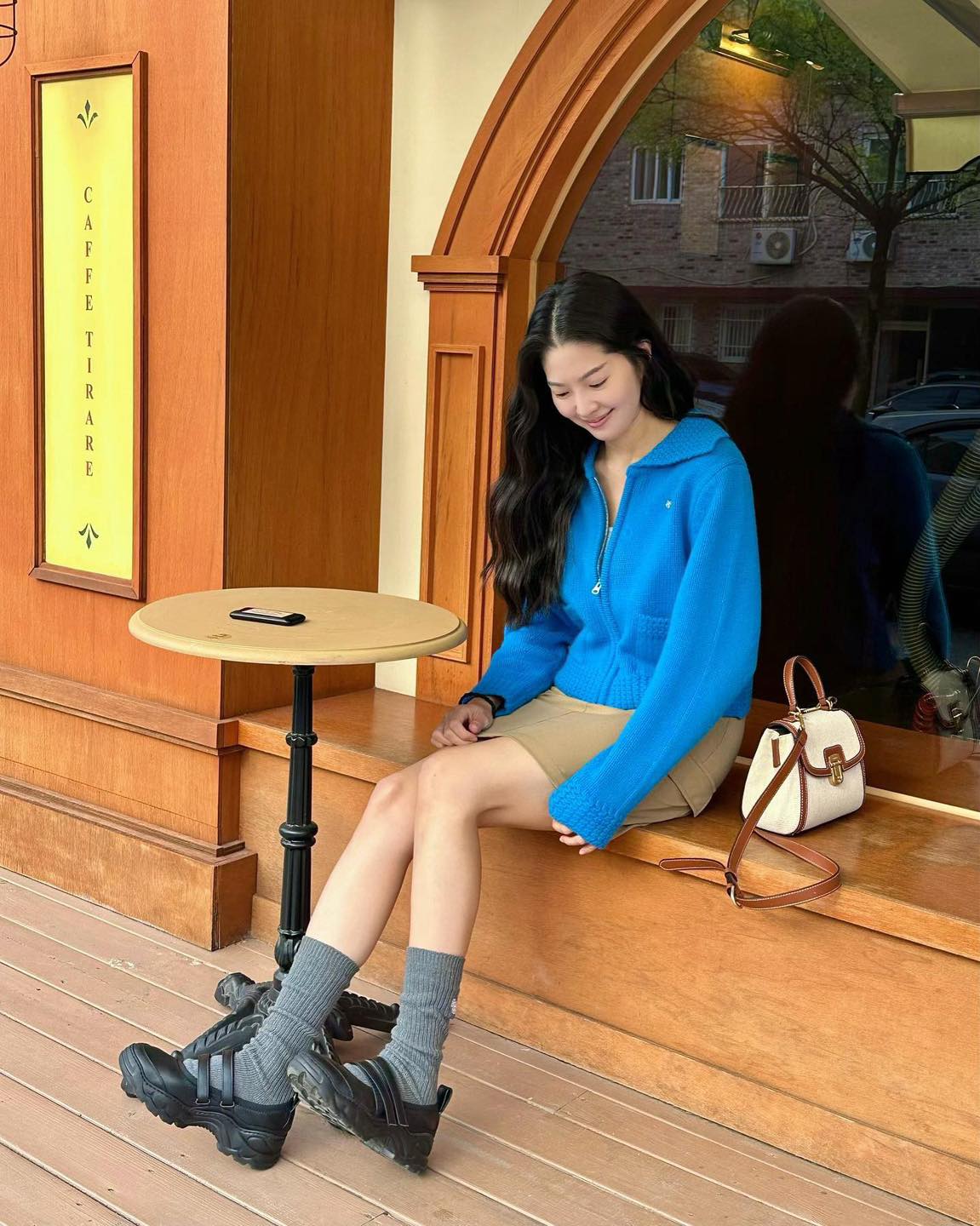 회색 니삭스로 이쁘게 입는법🧦🩶 이미지3