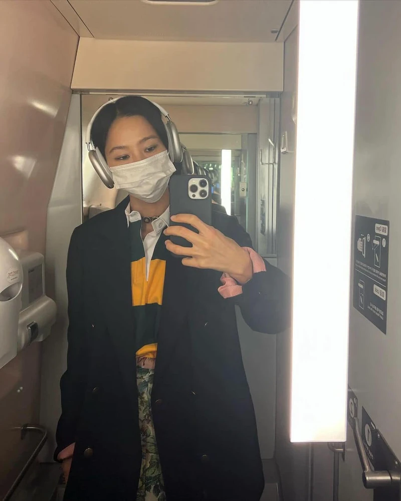 너드미 정석템👩🏻🏫🏇폴로셔츠 코디 이미지9
