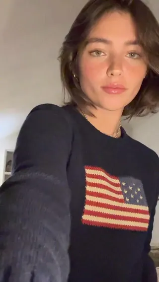 예쁜 단발언니❤️👩🦰
폴로 성조기 니트🇺🇸@따라할래 이미지