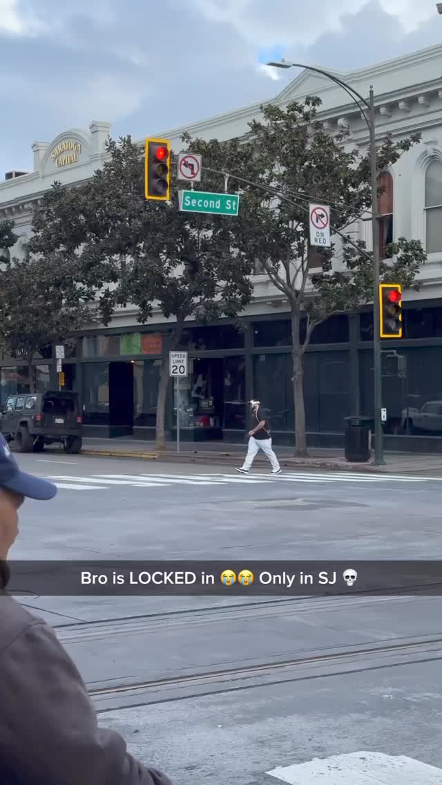 애플 비전 프로 출시🇺🇸길거리 현황🔥미래의 시작 같은데….👽 @어떠신가요?! 이미지