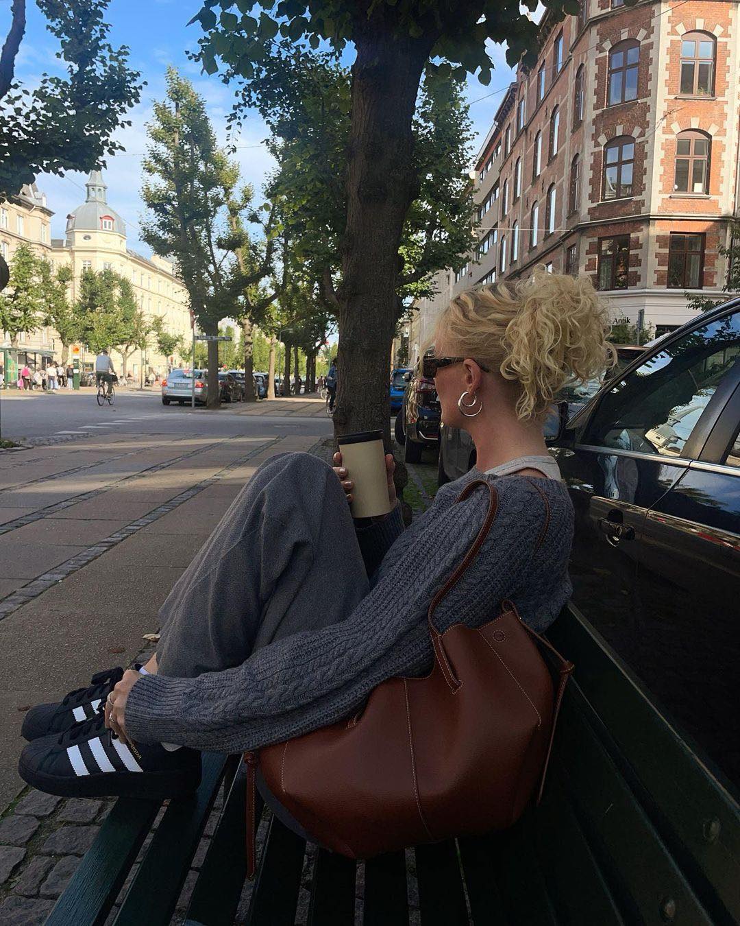 연관 토픽 이미지