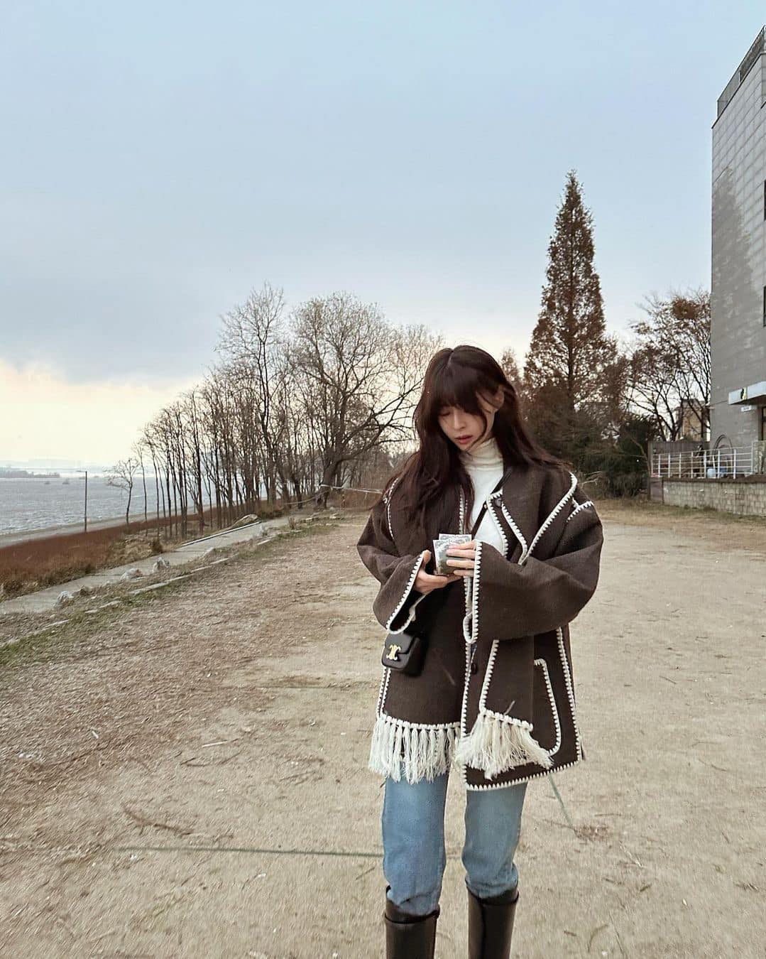 센스있게 슬림진은 부츠 넣입👖👢 이미지